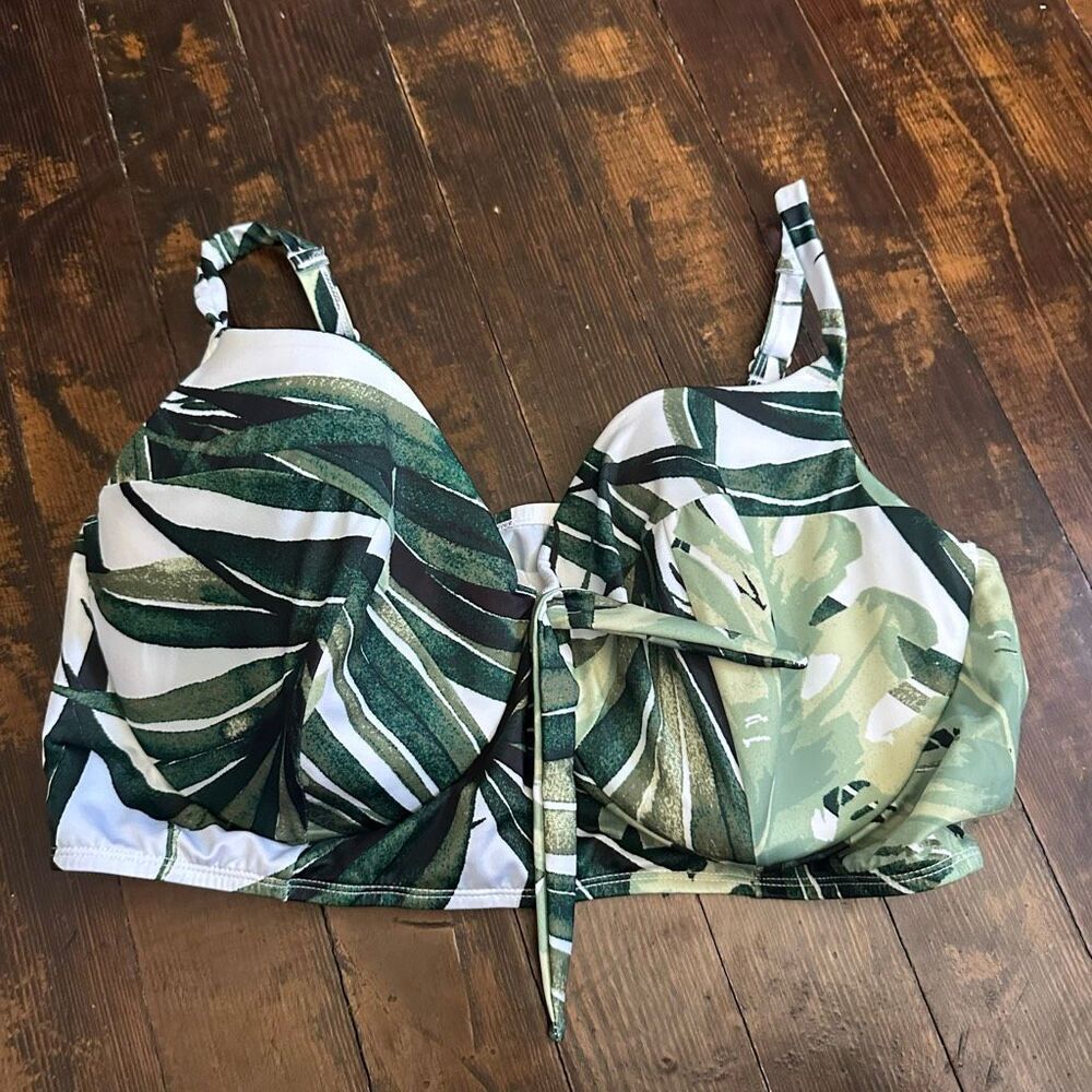 Cacique Swim coconutgirl palm leaf tropical bikini swim top